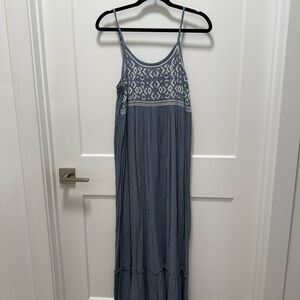 Chic Blue Patterned Maxi Dress